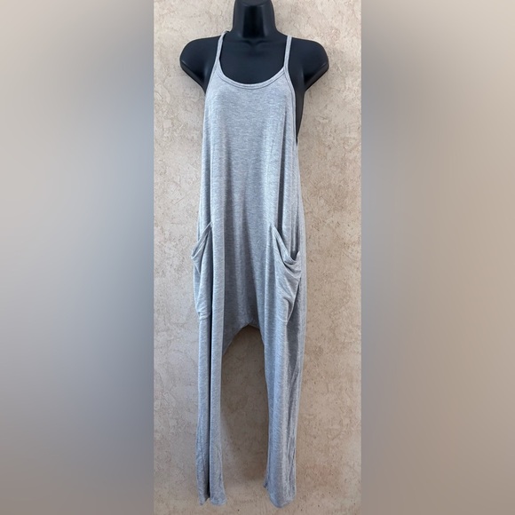 Antistar Women's Black Jumpsuit Size small New With Tags - Picture 2 of 5